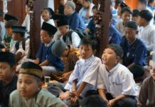 Pendopo Iman Gelar Santunan untuk 200 Anak Yatim, Ustaz Umaier Khaz Ajak Perkuat Kepedulian Sosial
